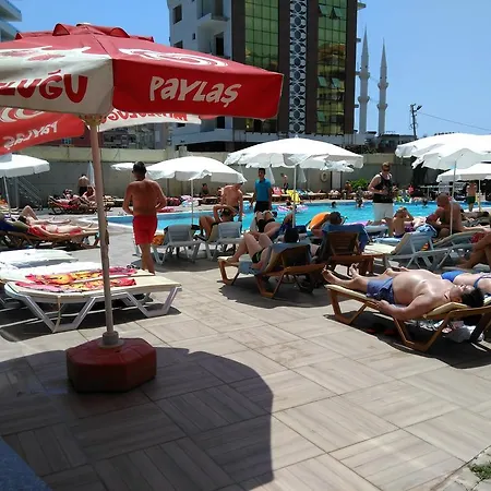 公寓式酒店 Crystal Towers 3*