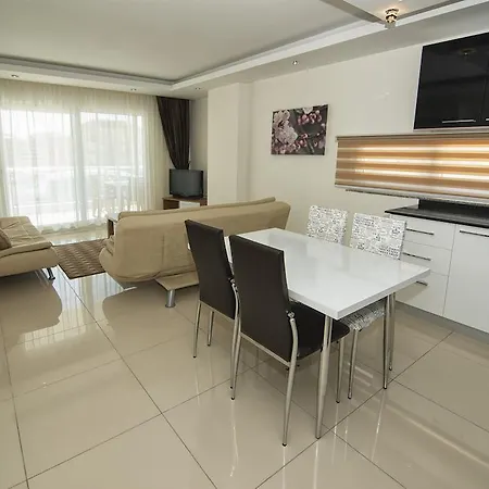 Crystal Towers Apartahotel Alanya