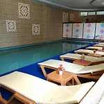 Crystal Towers 3*