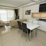 Crystal Towers Ξενοδοχείο με διαμερίσματα Αλάνια