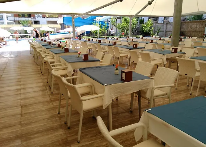 Hotel apartamentowy Crystal Towers 3*