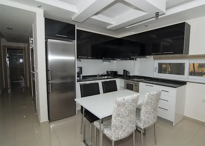 Hotel apartamentowy Crystal Towers